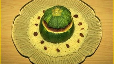 Courgettes rondes farcies au bœuf, cumin et raisins secs