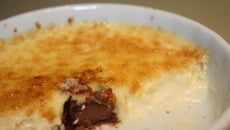 Crème brûlée au Citron Vert & son cœur praliné...