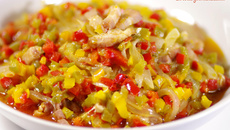 Salade de poivrons au bacon