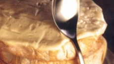 Reblochon à la coque façon Marie Quatrehomme