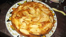 Quatre-quarts aux pommes caramélisées