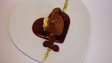 Comme un cœur transpercé par l'amour....