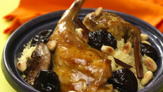 Tajine de lapin aux pruneaux