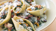 Conchiglioni farcies aux épinards