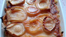 Gratin de poires au caramel et beurre salé