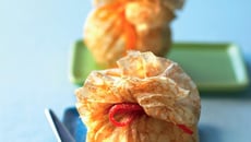 Aumonières de crêpes boule de neige