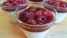 Panna cotta italienne aux framboises