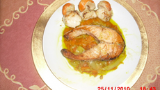 Duo se saumon et saint-jacques aux achards de légumes