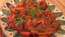 Chaktouka (Salade de poivrons grillés et tomates)