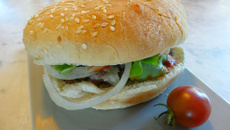 Burger de bœuf sauce aigre-douce