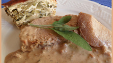 Rôti de filet de porc aux poires et sa sauce au bleu