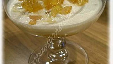 Coupe de cottage cheese aux fruits secs