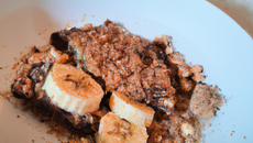 Crumble à la banane et cœur au Nutella