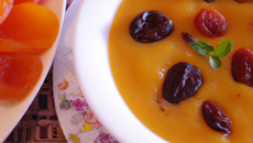 Soupe d'abricots et raisins aux épices