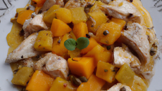 Poulet froid aux fèves, sauce mangue