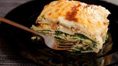 Lasagne au saumon et aux épinards