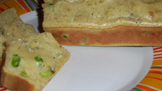 Cakes fèves fraîches, cumin et roquefort