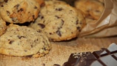 Cookies crousti-moelleux au chocolat noir