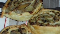 Roulé au thon, champignons, oignons