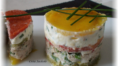 Thon et chèvre enlacés de poivrons tricolores