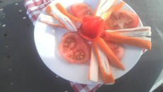 Salade de tomate au surimi