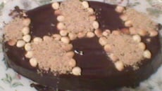Gâteau chocolat glaçage noisettes