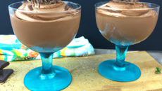 Mousse au chocolat au bon goût de crème