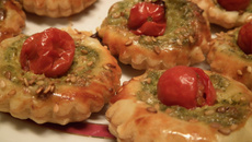Tartelettes aux tomates cerise