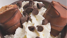 Gobelets tout chocolat au Kinder Bueno