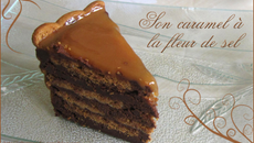 Charlotte au chocolat, spéculoos et caramel à la fleur de sel