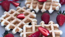 Gaufres avec des fraises
