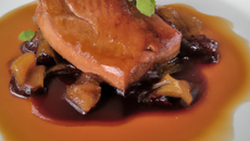 Sauté de chapon sauce foie gras et armagnac