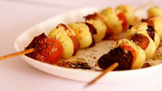 Brochette de gnocchis aux deux tomates