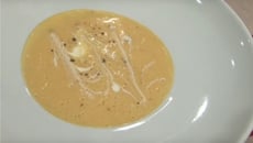 Soupe à l'ail crémeuse