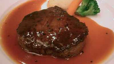 Canard aux zestes d'orange et curaçao