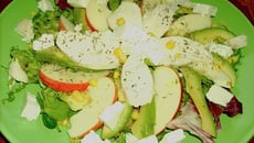 Salade cheese and apple