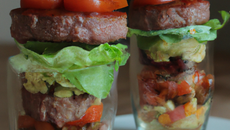 Hamburgers montés en verrine