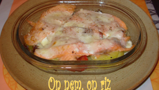 Gratin de pommes de terre, poivrons, truite fumée et fève tonka