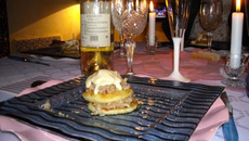 Millefeuille d'andouille aux pommes, sauce diablesse