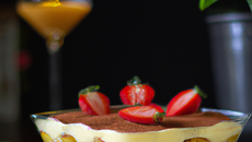 Tiramisu léger aux fraises et pointe d'alcool parfumé