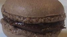 Macarons fourrés au chocolat