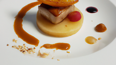 Régal de foie gras sur sa pomme de terre chaude