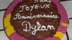 Glaçage coloré pour gâteaux