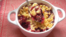 Crumble aux fruits rouges maison