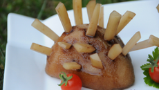 Quand le hérisson passe à table c'est poire ET fromage !