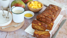 Cake à la mangue (Mango Bread)
