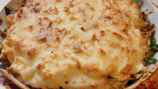 Gratin d'Ambert en croûte de lard paysan