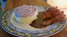 Magret de canard et son duo de purée