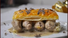 Feuilletés de quenelles et ris de veau à la truffe