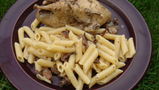 Cailles aux girolles